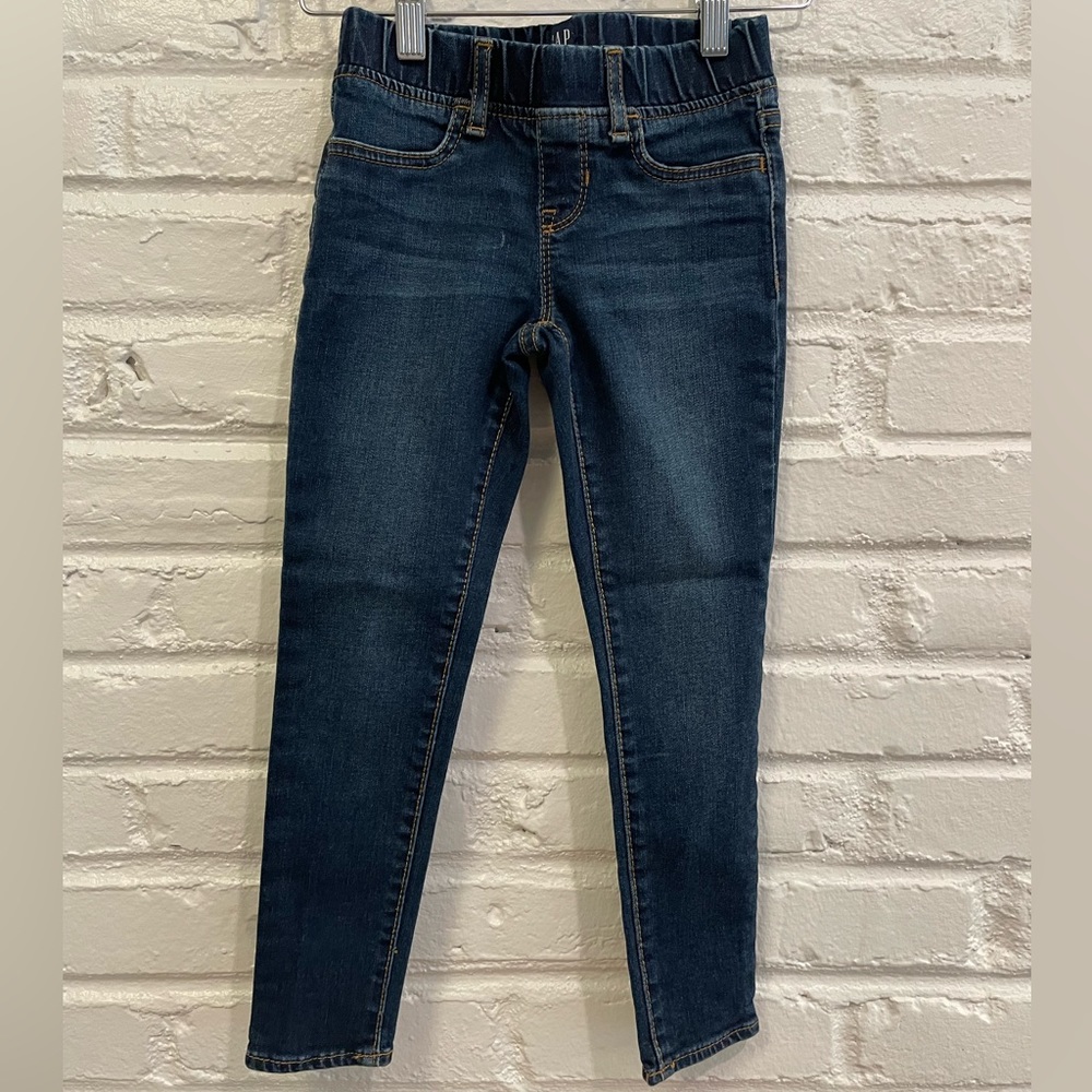 👶🏻Baby GAP Jeggings - Size 6